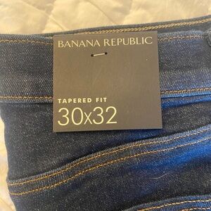 Banana Republic Men’s Jeans Dark Wash color 30x32 WTO.